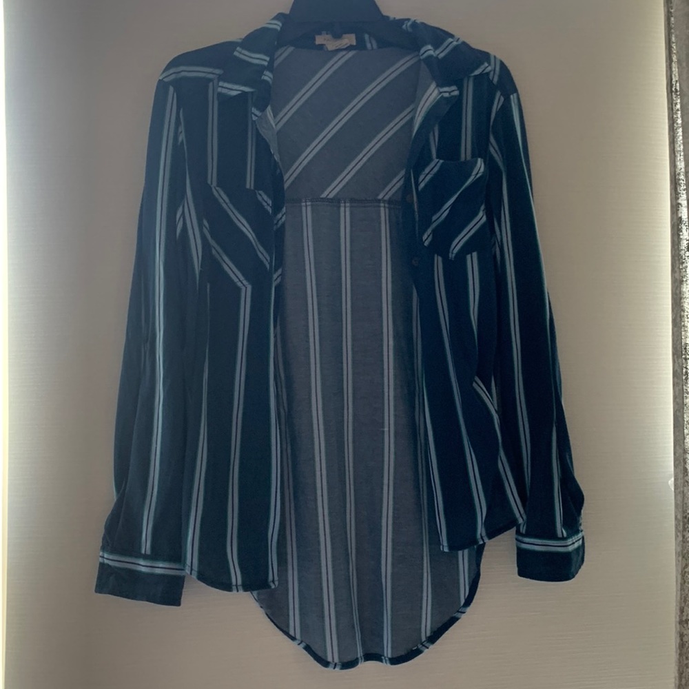 Women’s long sleeve button up!